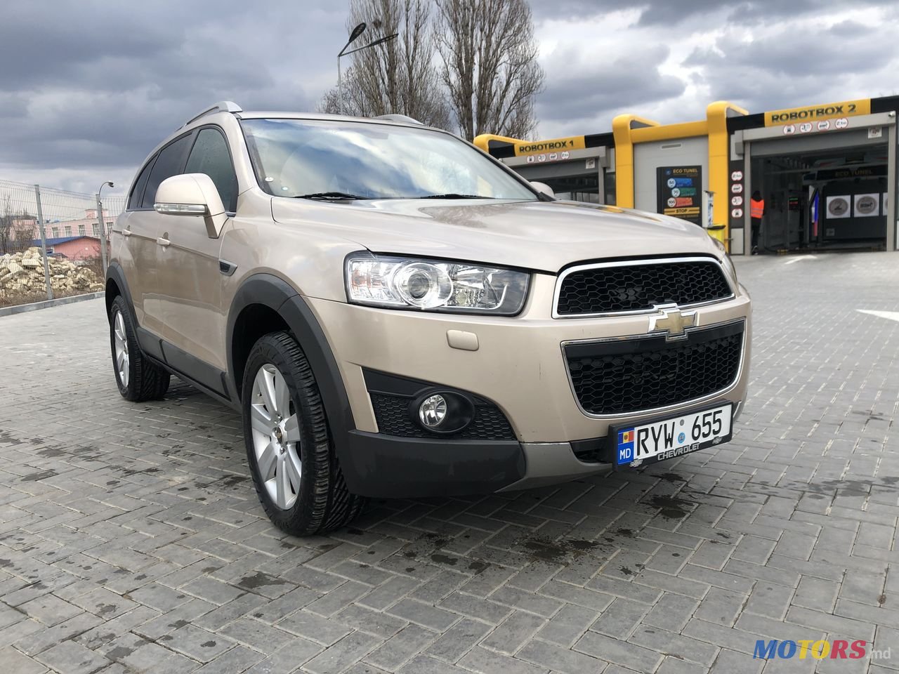 2011' Chevrolet Captiva photo #1