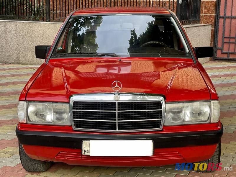 1984' Mercedes-Benz 190 photo #3