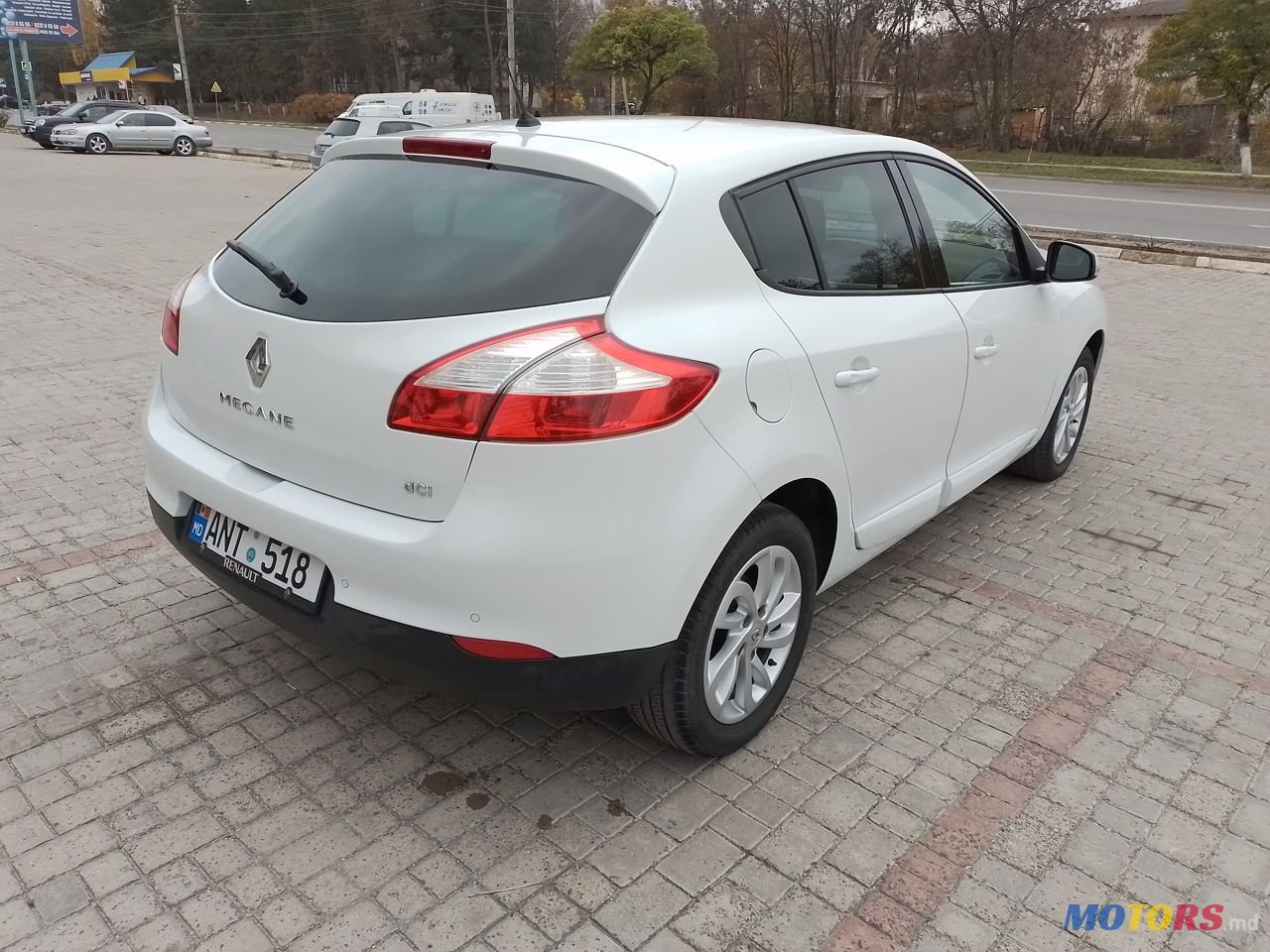 2013' Renault Megane photo #3