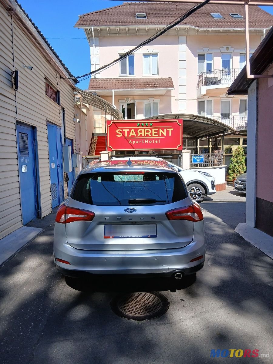 2021' Ford Focus photo #2