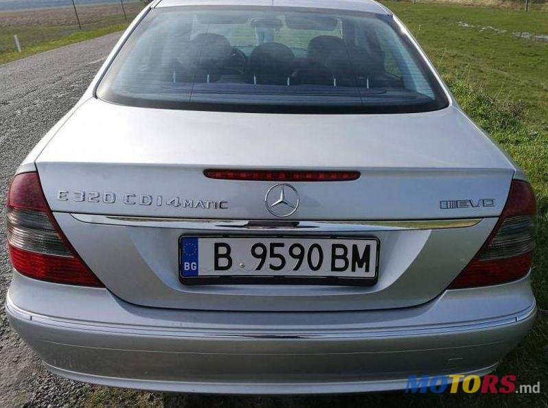 2008' Mercedes-Benz E photo #1