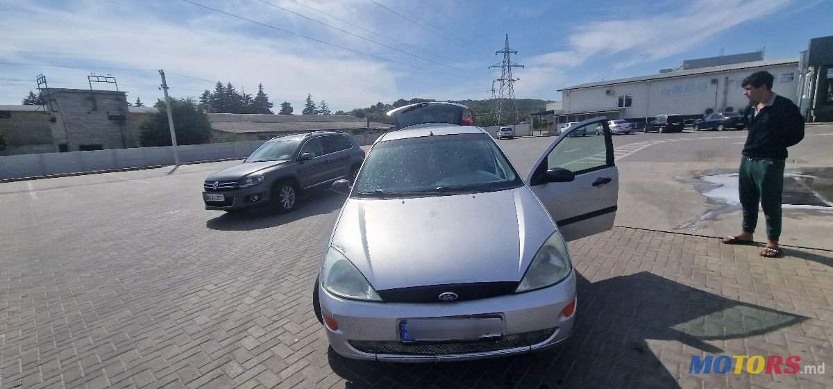 2000' Ford Focus photo #6