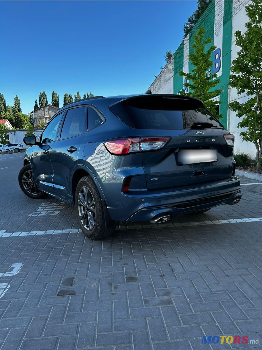 2023' Ford Kuga photo #5