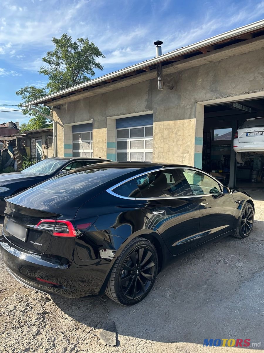 2020' Tesla Model 3 photo #2