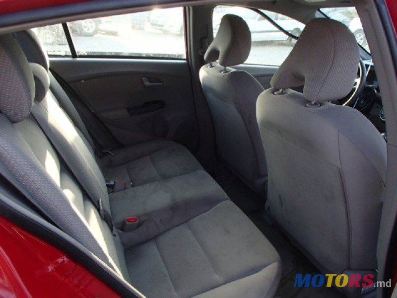 2012' Honda Insight photo #2
