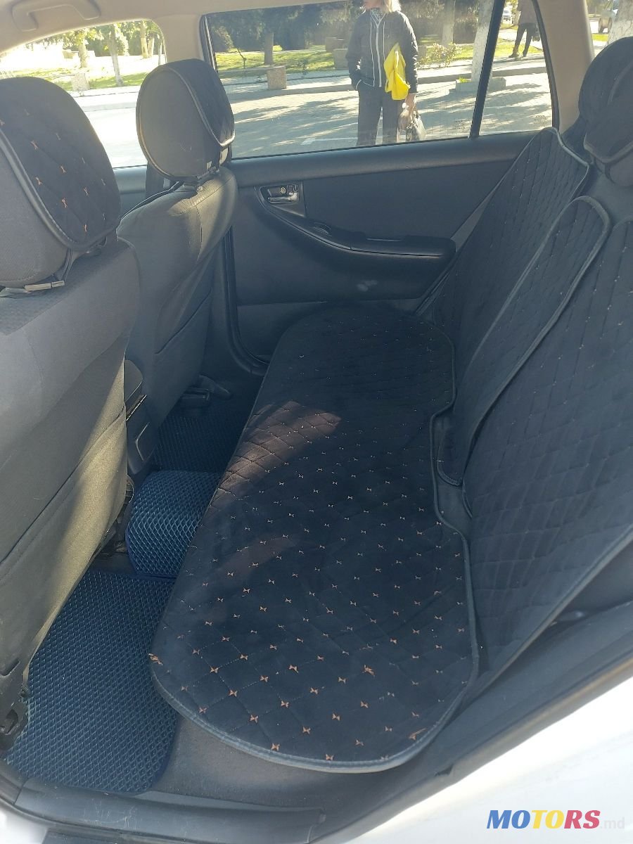 2005' Toyota Corolla photo #6