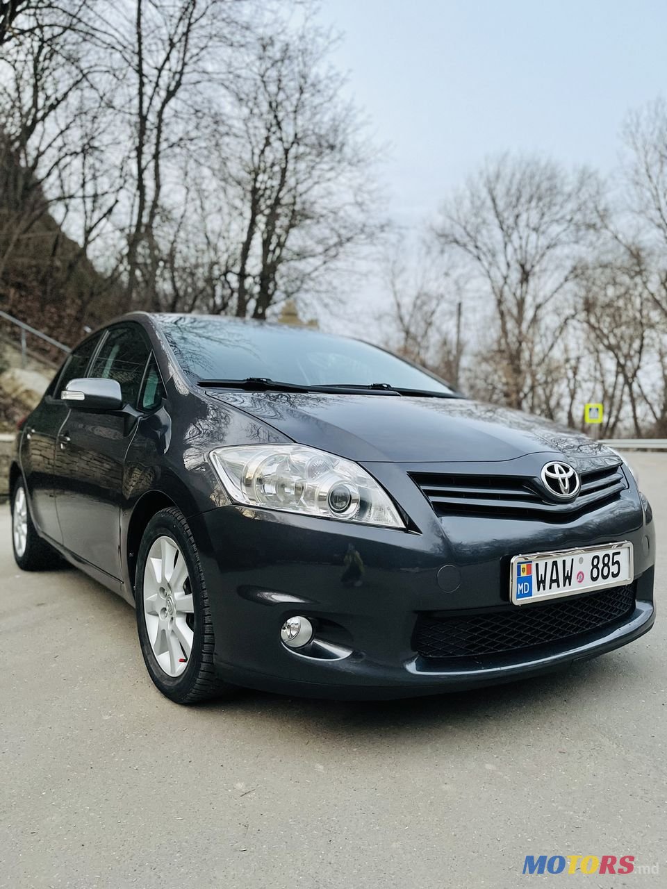 2010' Toyota Auris photo #3