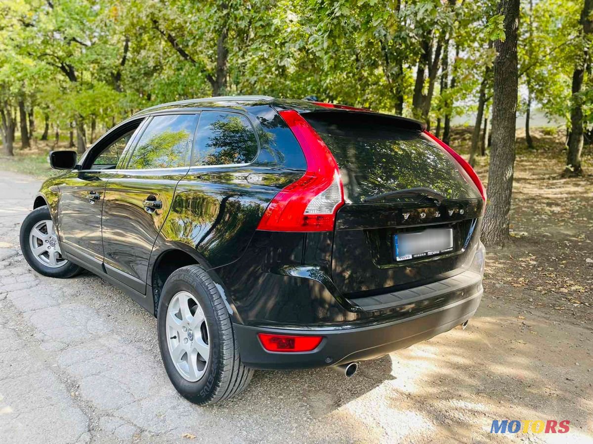 2012' Volvo XC60 photo #2