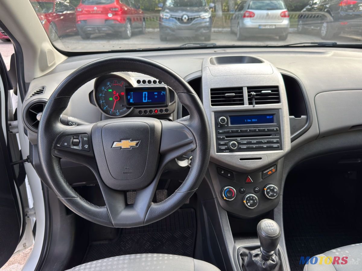 2012' Chevrolet Aveo photo #6