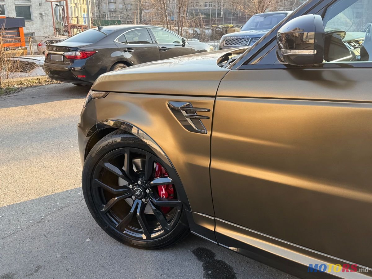 2022' Land Rover Range Rover Sport photo #3