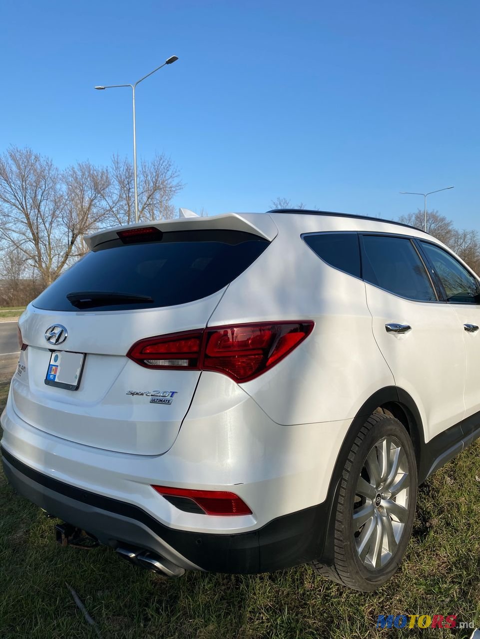 2017' Hyundai Santa Fe photo #4