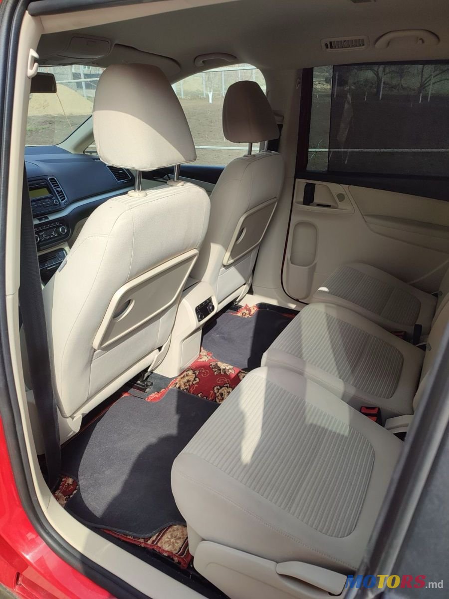 2011' SEAT Alhambra photo #5