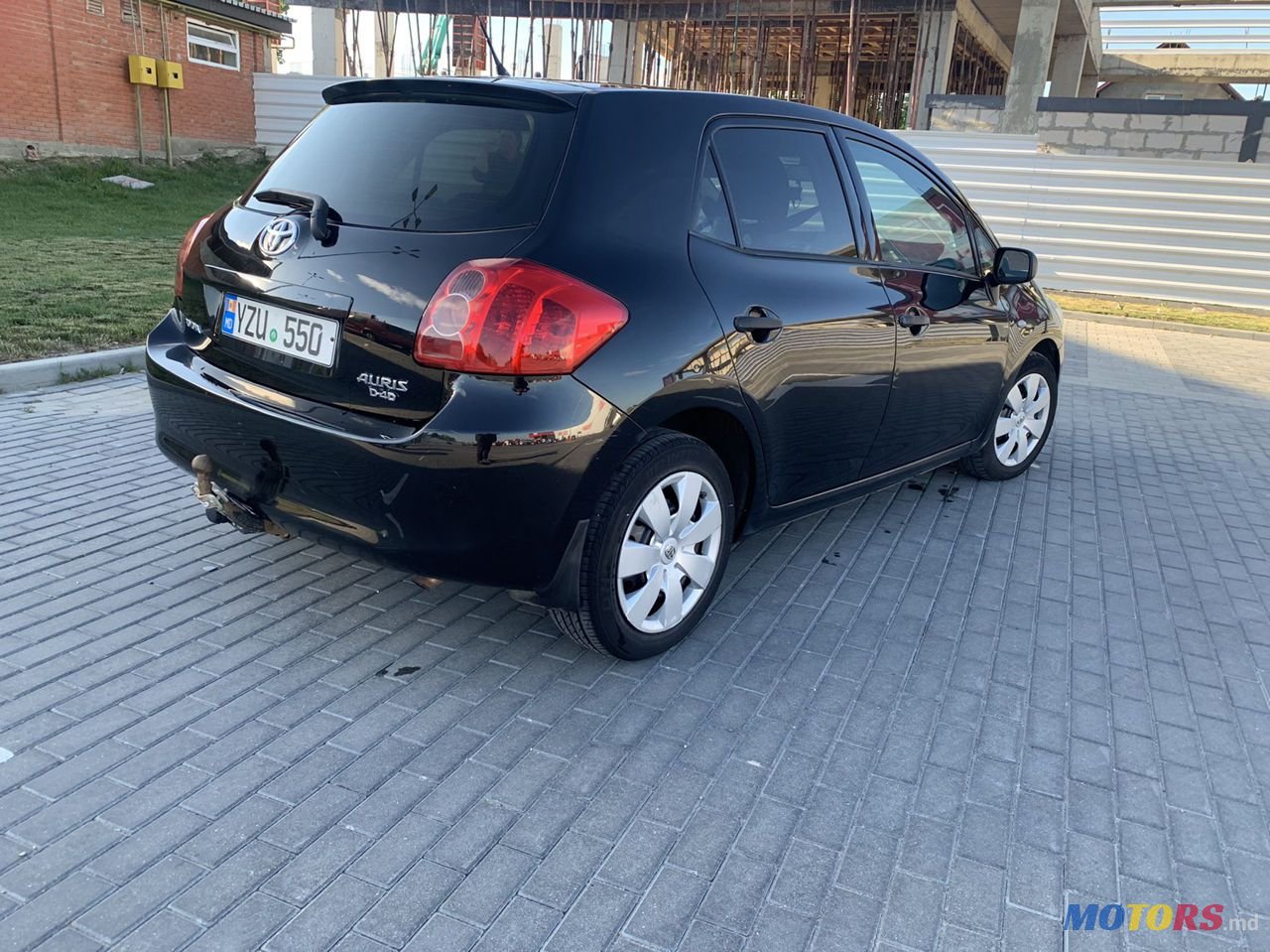 2007' Toyota Auris photo #2