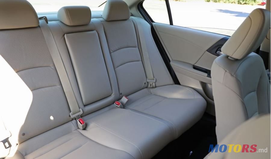 2017' Honda Accord photo #6