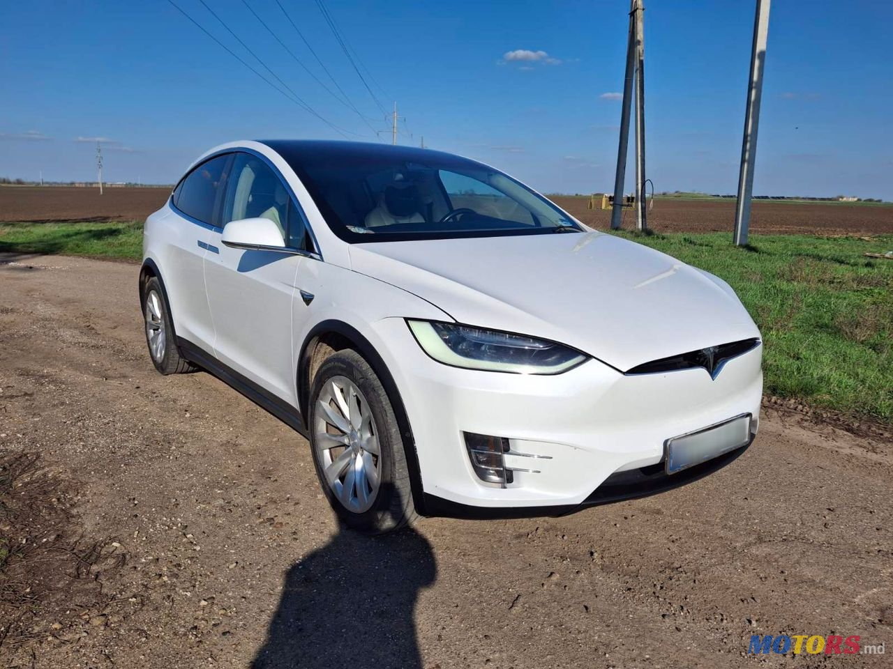 2019' Tesla Model X photo #2
