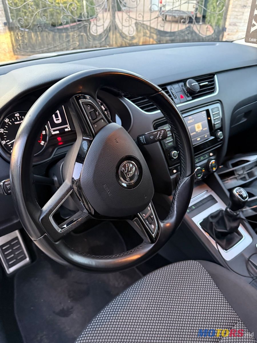 2015' Skoda Octavia photo #5