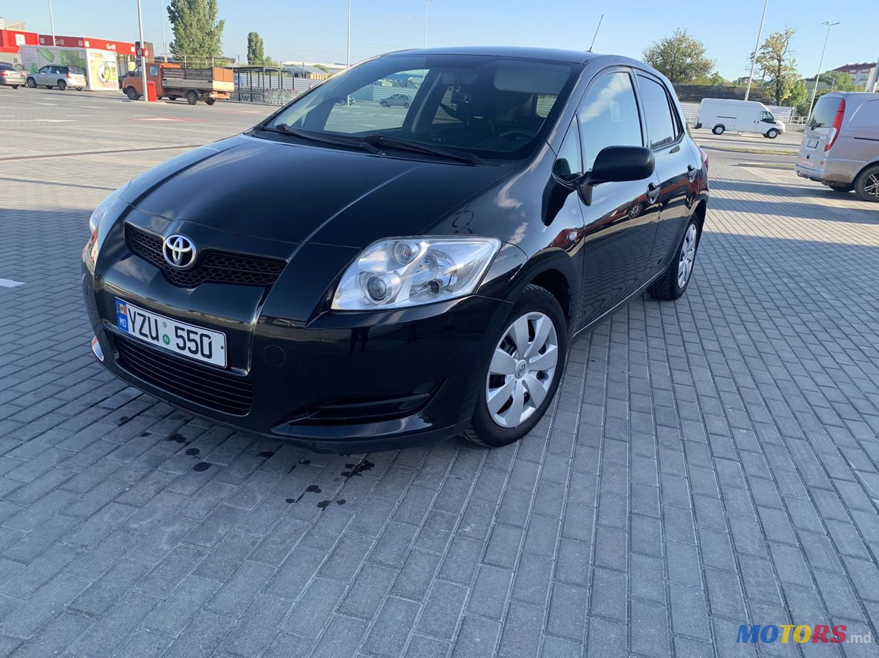 2007' Toyota Auris photo #5