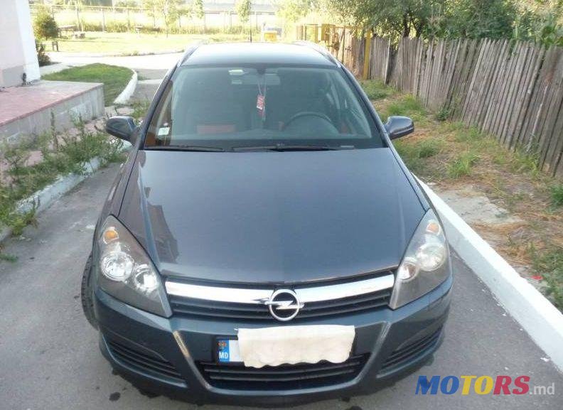 2006' Opel Astra photo #4