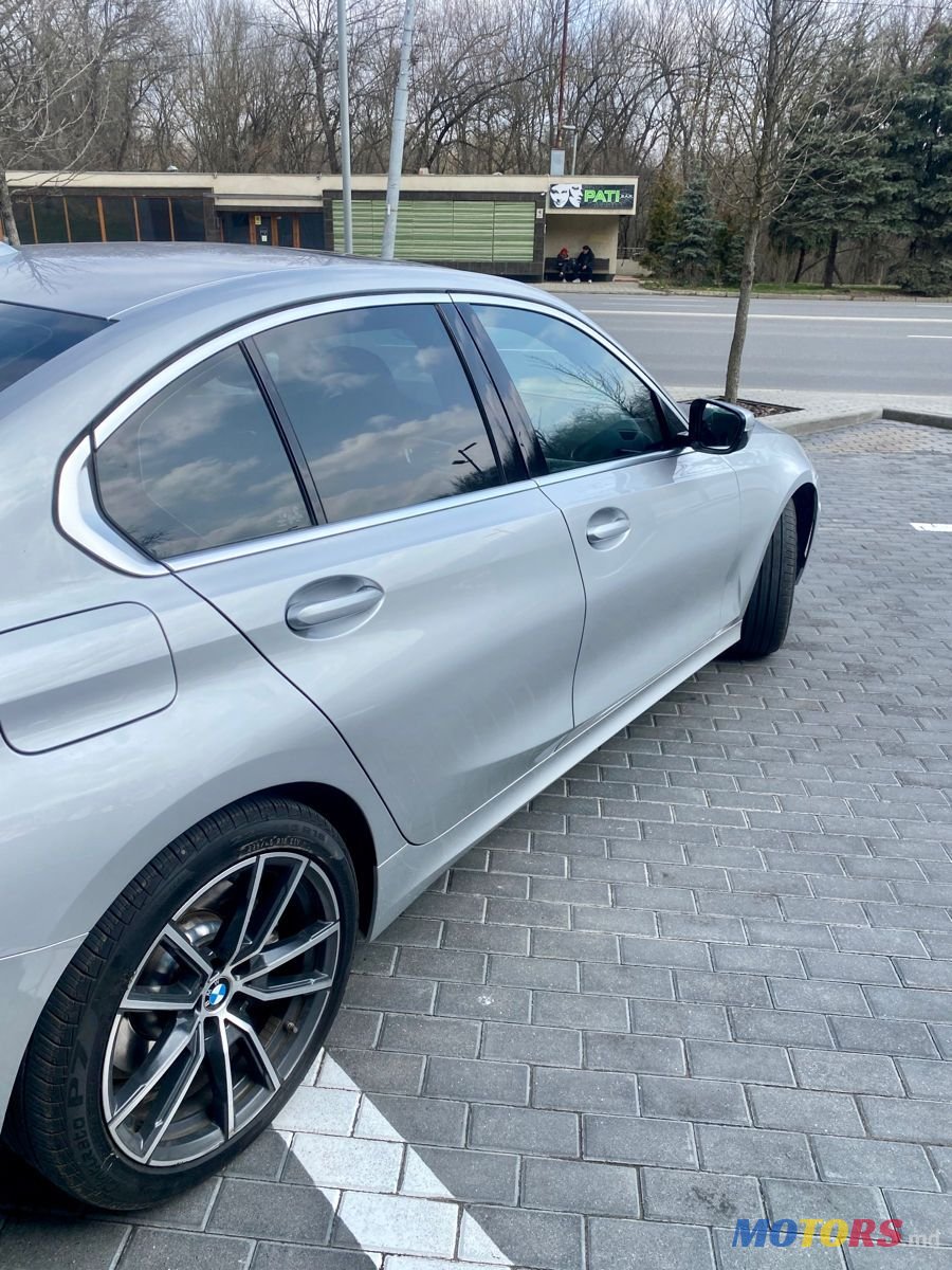 2019' BMW 3 Series photo #3