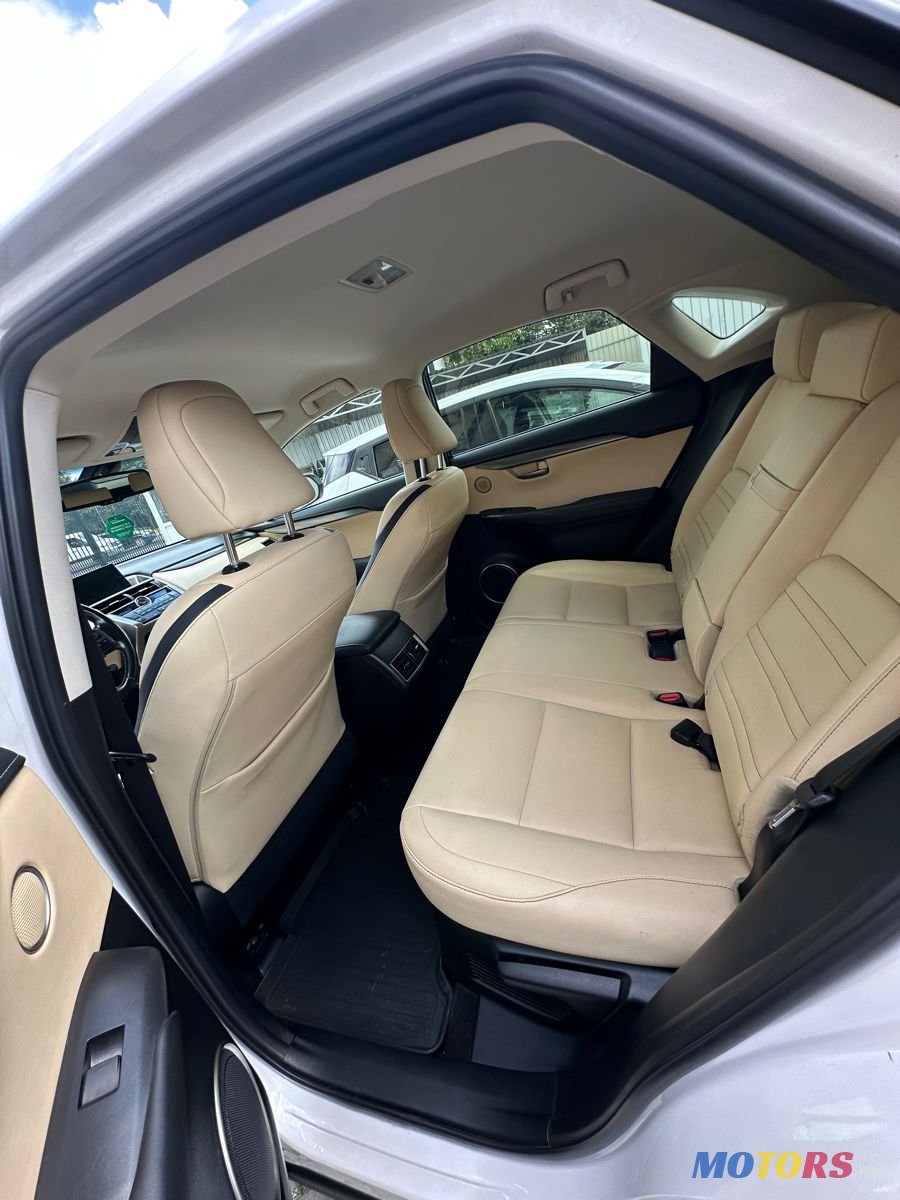 2016' Lexus Nx Series photo #4