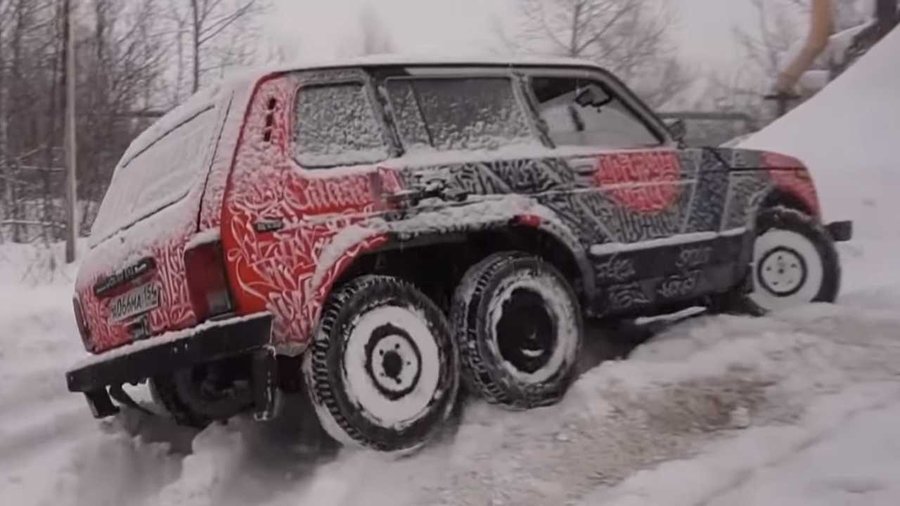 Lada Niva 6x6 Is Actually A Pretty Capable Off-Roader