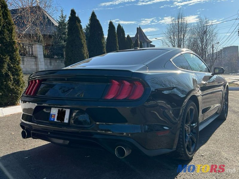 2018' Ford Mustang photo #2