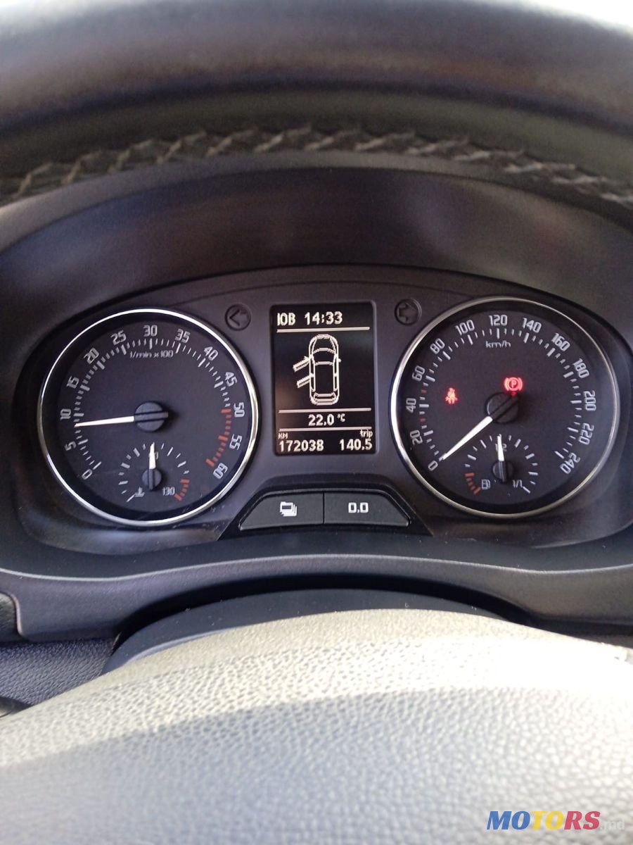 2012' Skoda Fabia photo #6