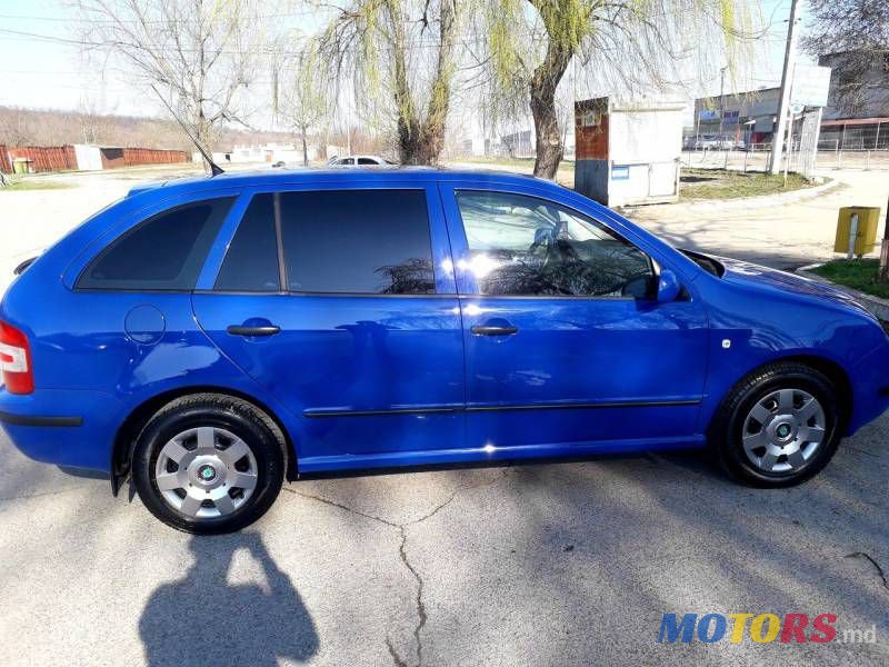 2006' Skoda Fabia photo #2