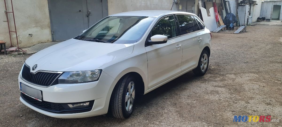2016' Skoda Rapid photo #3