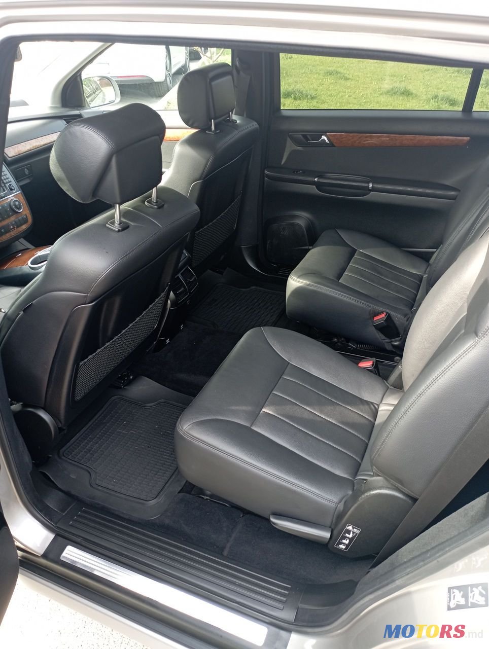 2007' Mercedes-Benz R-Class photo #6