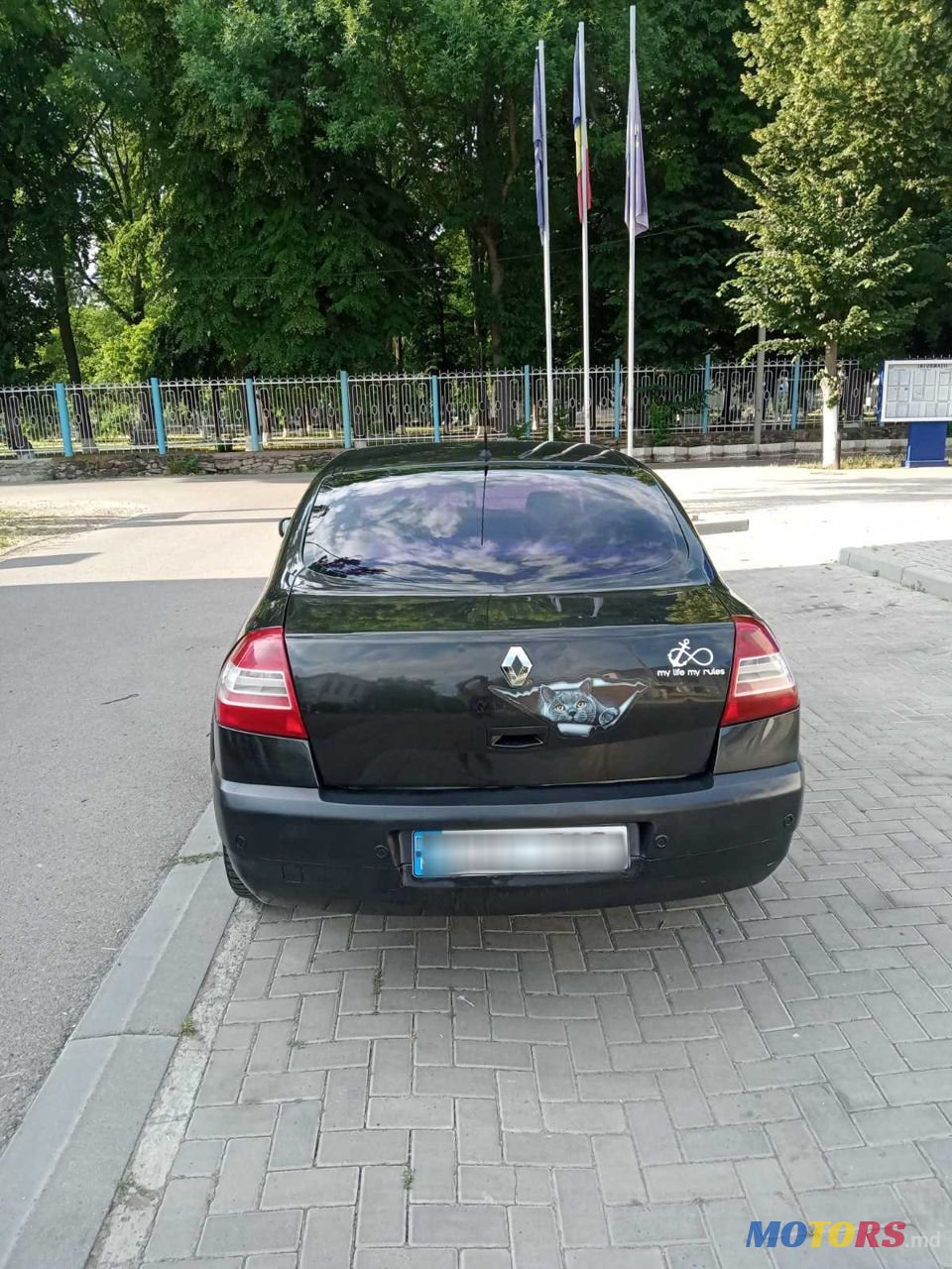 2007' Renault Megane photo #1