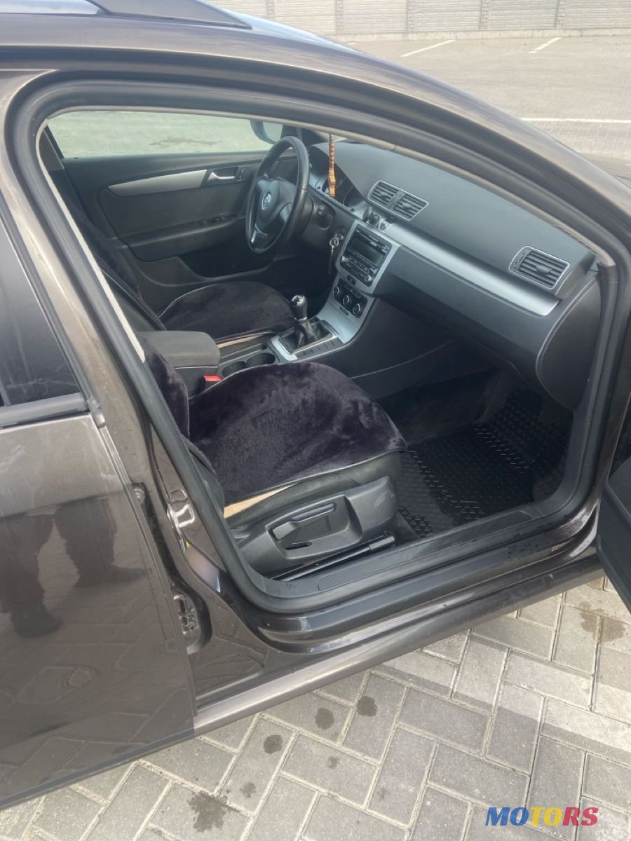 2014' Volkswagen Passat photo #6