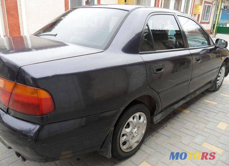 1998' Mitsubishi Carisma photo #1