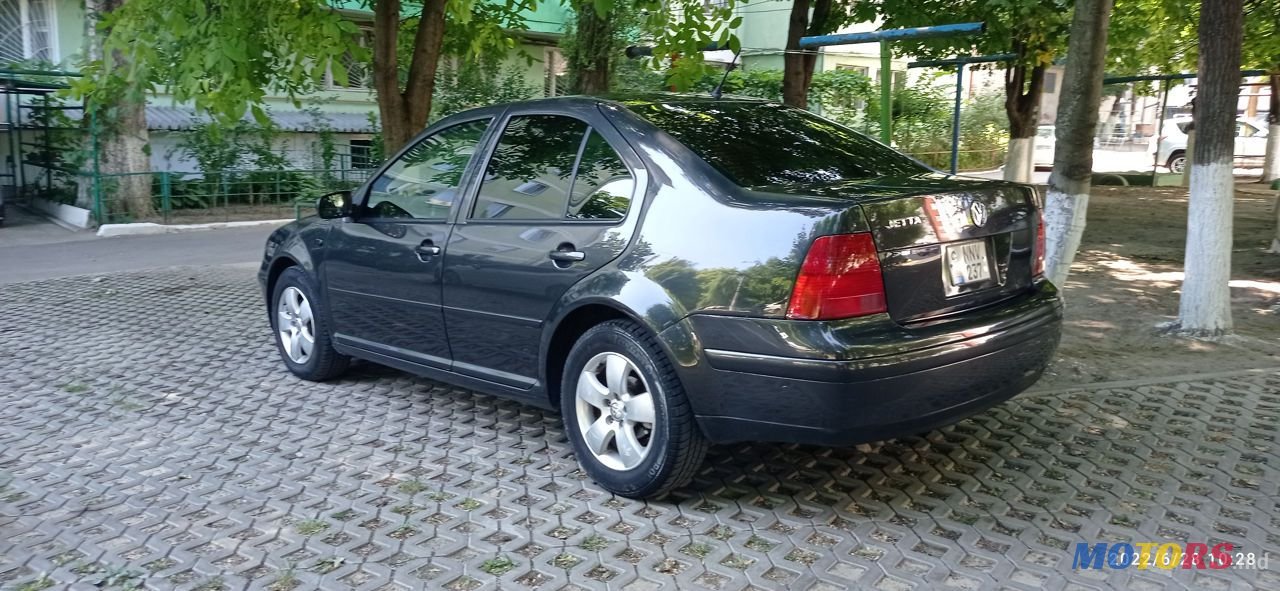 2003' Volkswagen Jetta photo #5
