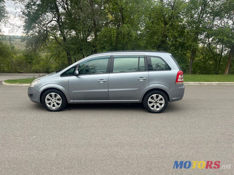 2009' Opel Zafira photo #6