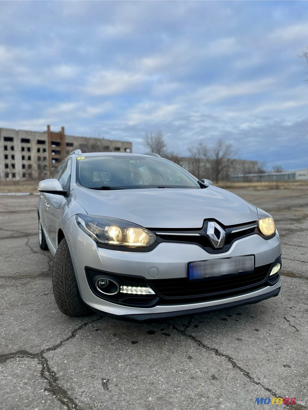 2015' Renault Megane photo #1