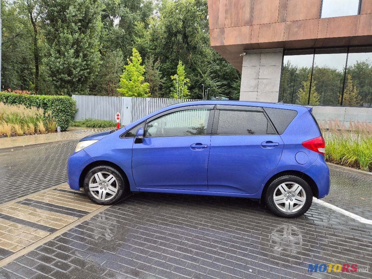 2011' Subaru Trezia photo #3