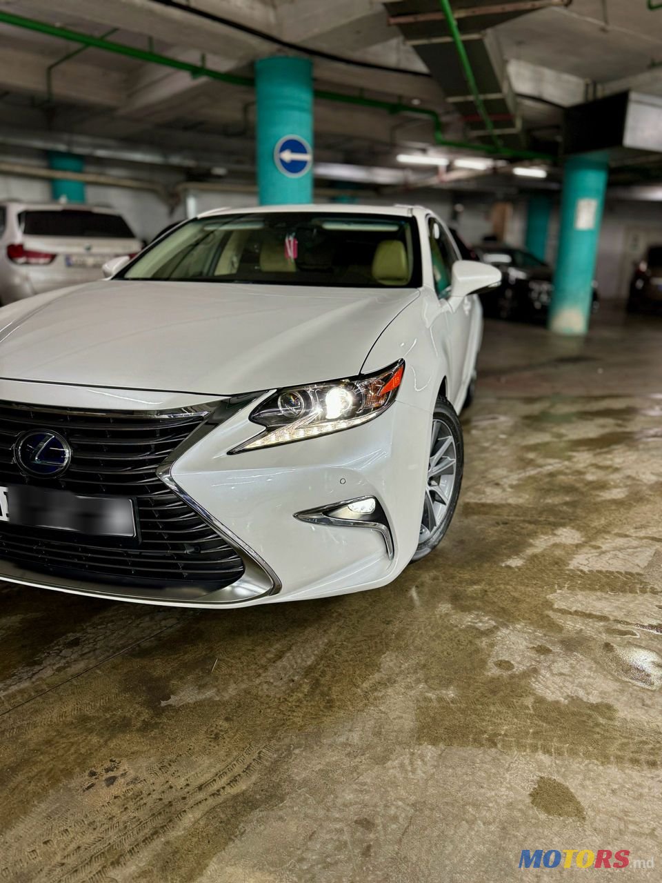 2016' Lexus Es Series photo #1