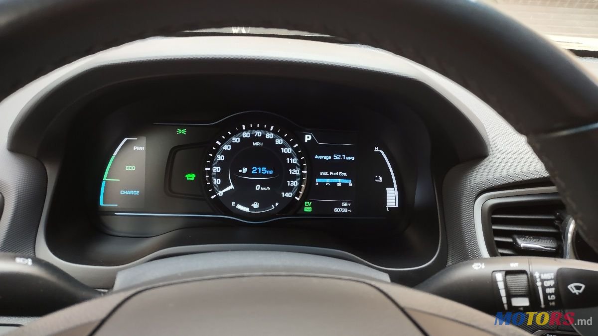 2016' Hyundai Ioniq photo #5