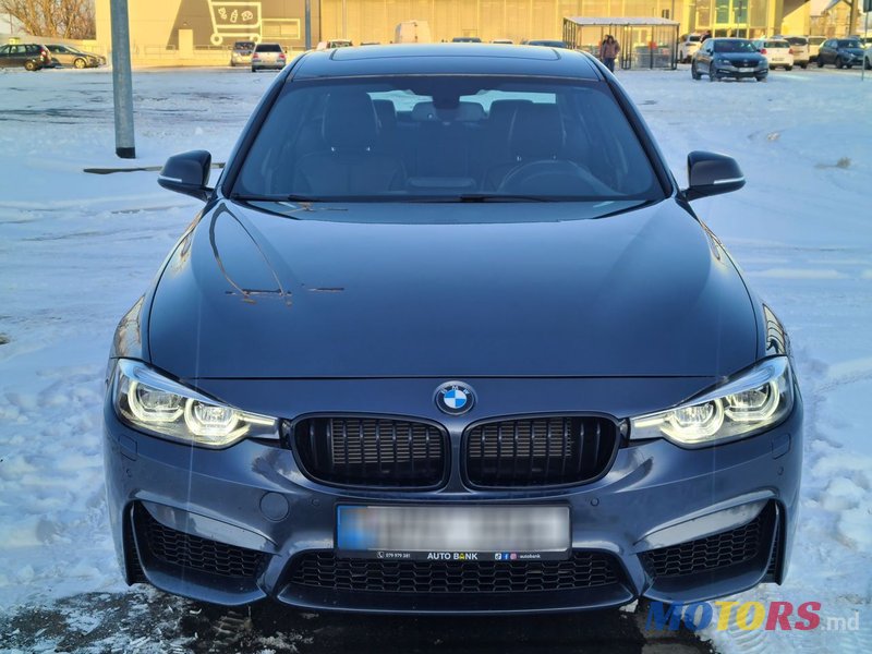 2016' BMW 3 Series photo #1