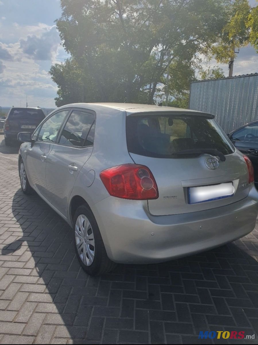 2008' Toyota Auris photo #4