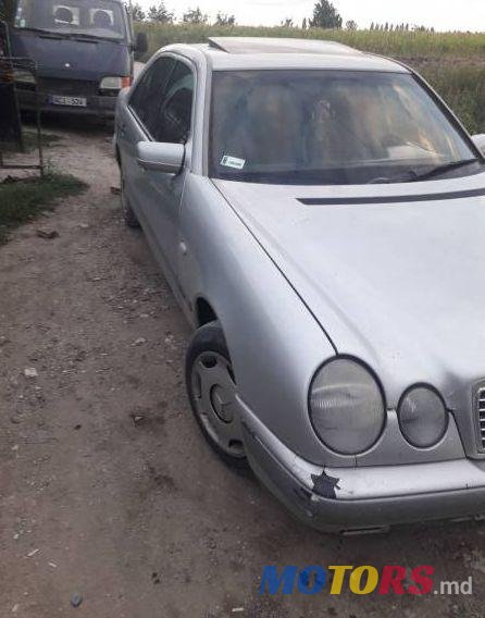 1996' Mercedes-Benz E photo #1