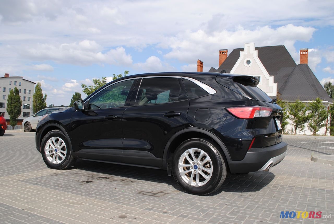 2020' Ford Escape photo #2