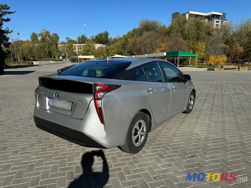 2017' Toyota Prius photo #5