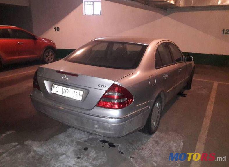 2003' Mercedes-Benz E photo #2