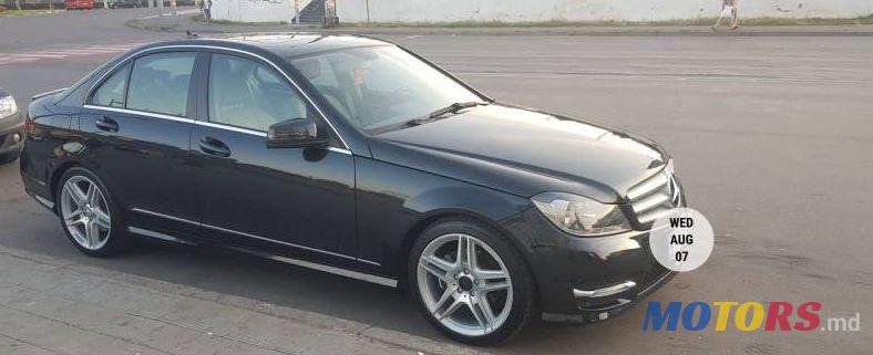 2012' Mercedes-Benz C photo #1