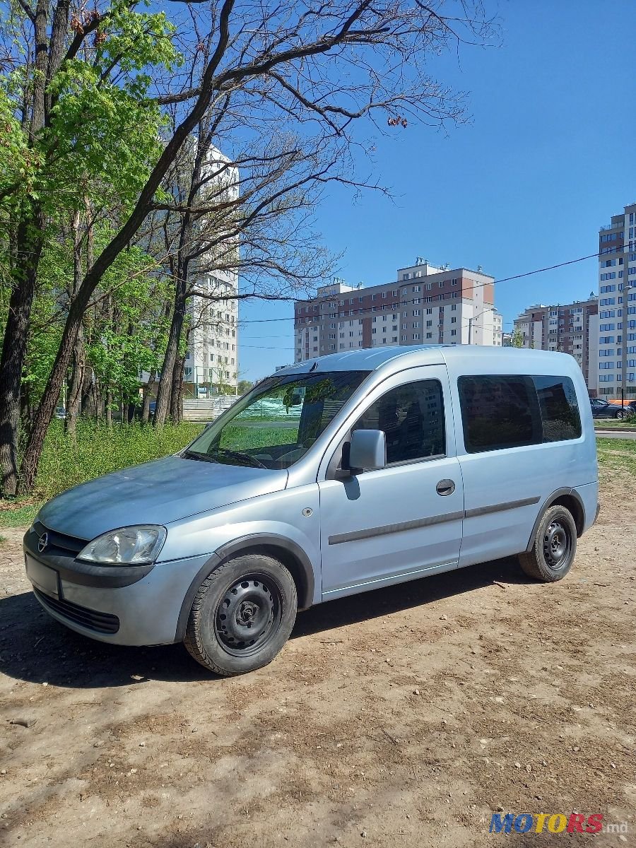2006' Opel Combo photo #1