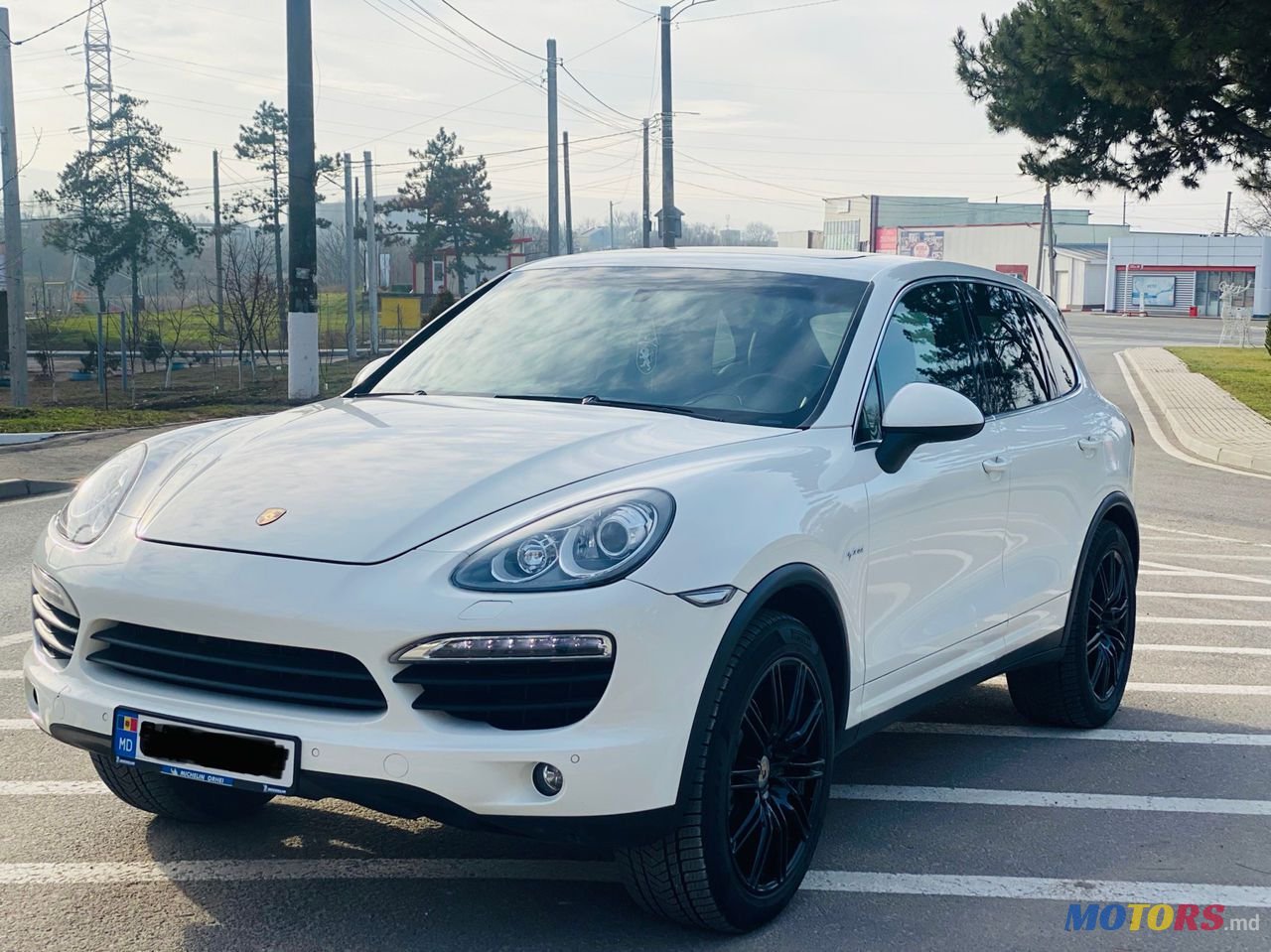 2012' Porsche Cayenne photo #1