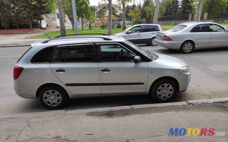 2009' Skoda Fabia photo #1