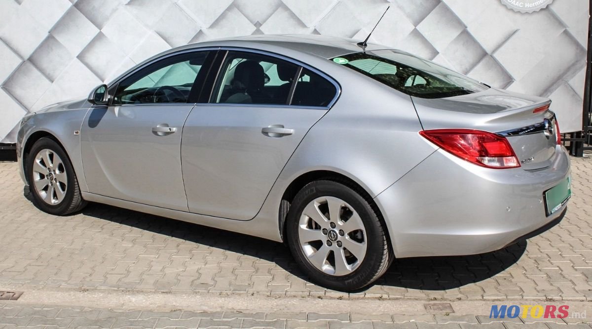 2013' Opel Insignia photo #2